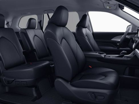 New 2026 Toyota Grand Highlander FWD image 50