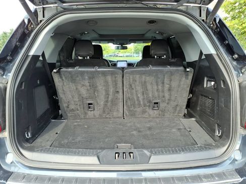 Used 2023 Ford Explorer Limited w/ Hybrid Equipment Group 310A AWD/4WD image 8