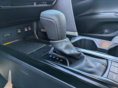 Used 2025 Toyota Camry LE FWD image 15