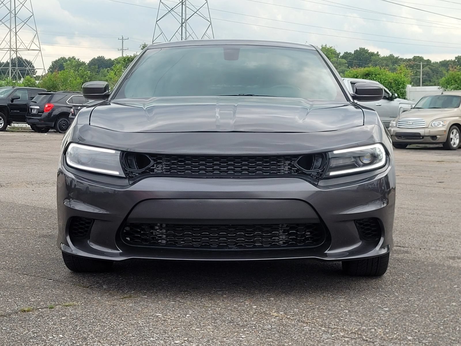 Used 2022 Dodge Charger SXT RWD image 2