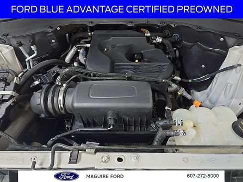 Certified 2020 Ford Explorer XLT w/ Equipment Group 202A image 17