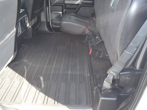 Used 2018 Ford F150 Platinum w/ Equipment Group 701A Luxury image 10