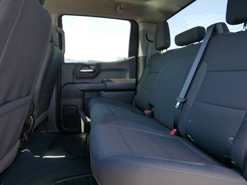 New 2026 Chevrolet Silverado 1500 Custom Trail Boss w/ LPO, Dark Essentials Package AWD/4WD image 5