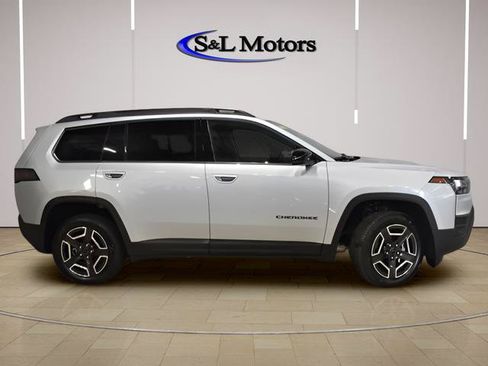 New 2026 Jeep Cherokee Limited AWD/4WD image 8