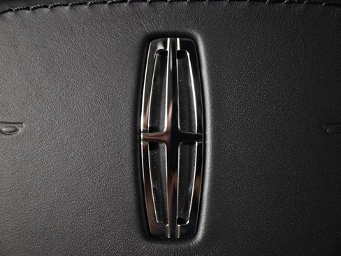 New 2026 Lincoln Navigator Reserve w/ Jet Appearance Package image 33