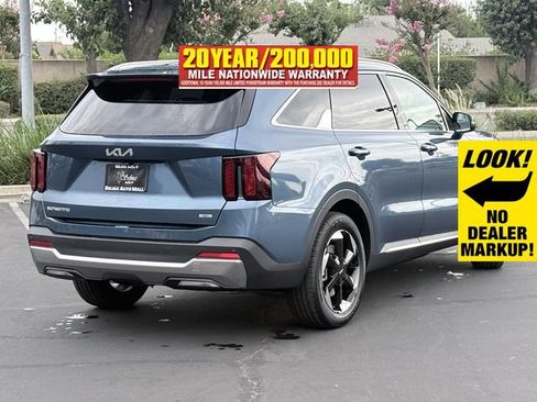 New 2026 Kia Sorento EX AWD/4WD image 4