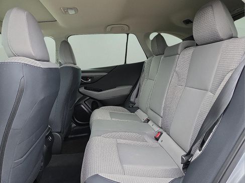 Used 2025 Subaru Outback Premium image 7