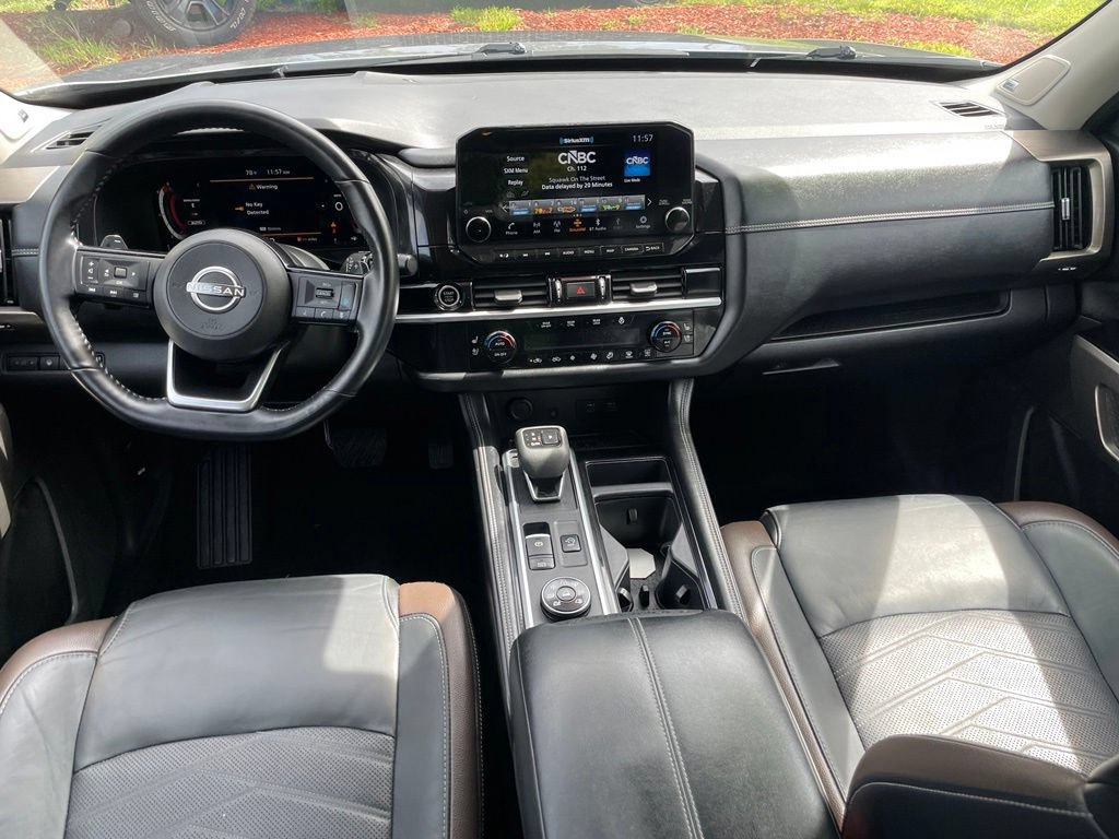 Certified 2023 Nissan Pathfinder Platinum AWD/4WD image 13