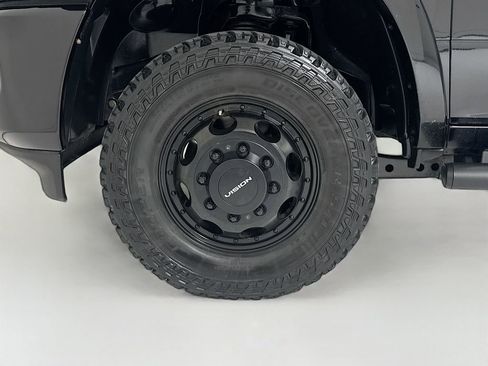 Used 2019 RAM 3500 Laramie image 33