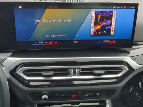 Used 2023 BMW M2 image 27