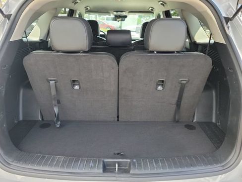 Used 2024 Kia Sorento S FWD image 11