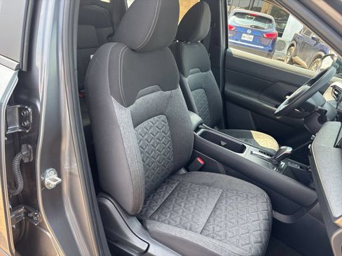Used 2026 Nissan Kicks SV w/ Cold Weather Package AWD/4WD image 30