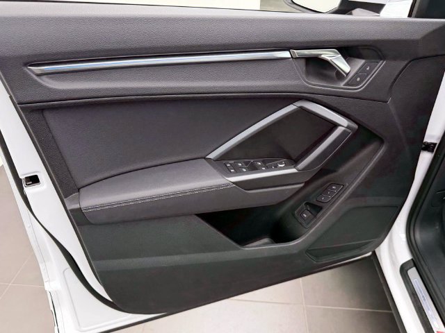 Certified 2023 Audi Q3 2.0T Premium Plus w/ Premium Plus Package AWD/4WD image 15