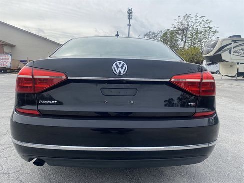 Used 2016 Volkswagen Passat 1.8T S image 6