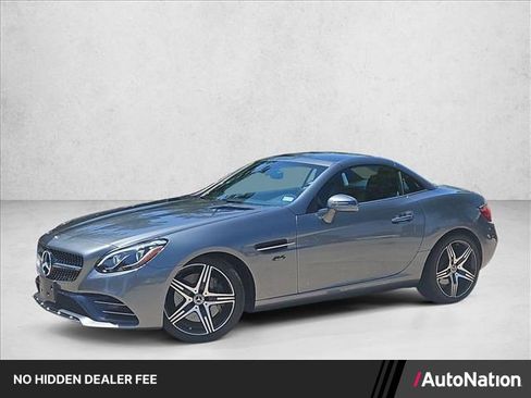 Used 2020 Mercedes-Benz SLC 300 image 1