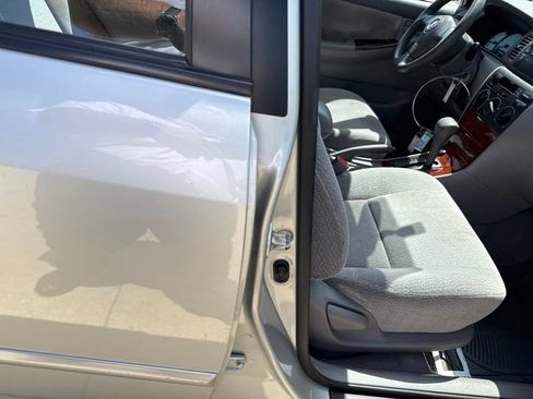 Used 2003 Toyota Corolla LE FWD image 16