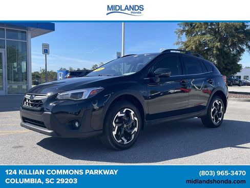 Used 2021 Subaru Crosstrek 2.5i Limited w/ Moonroof Package 2 AWD/4WD image 3