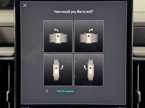 Used 2025 GMC Yukon Denali image 30