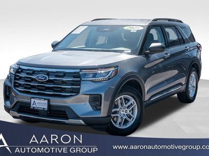 Used 2025 Ford Explorer Active