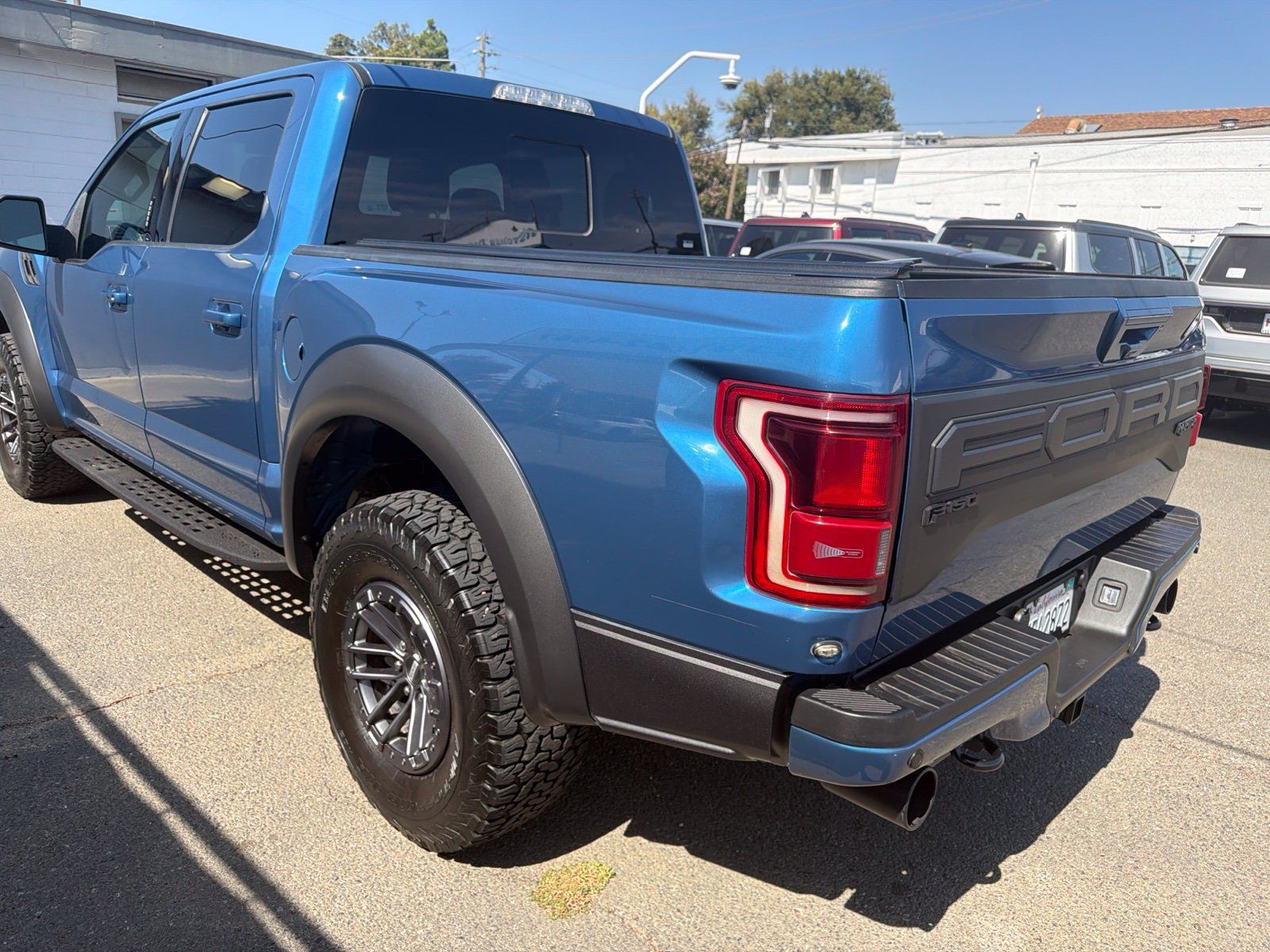 Used 2020 Ford F150 Raptor w/ Equipment Group 802A Luxury AWD/4WD image 2