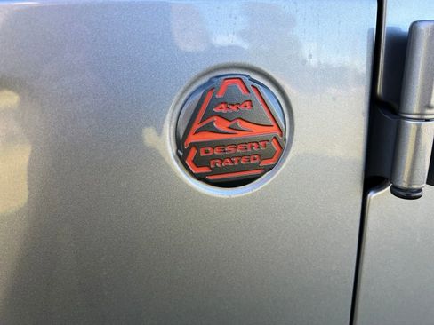 Used 2021 Jeep Gladiator Mojave image 45