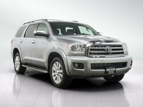 Used 2016 Toyota Sequoia Platinum AWD/4WD image 7