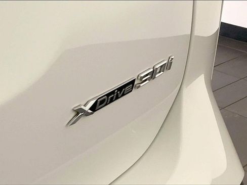 Certified 2023 BMW X3 xDrive30i w/ M Sport Package image 8