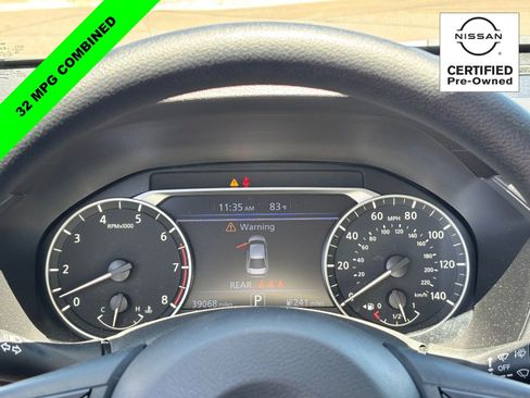 Certified 2025 Nissan Altima 2.5 SV FWD image 21