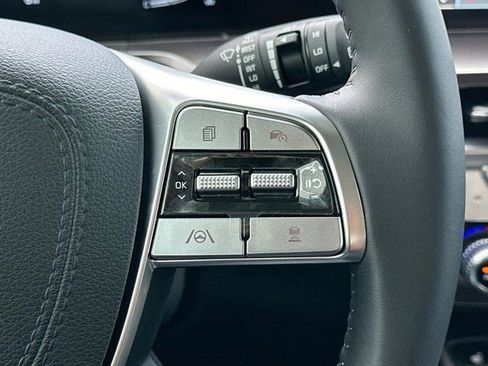 Used 2024 Kia Telluride S FWD image 25