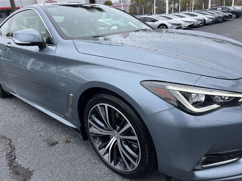 Used 2018 INFINITI Q60 2.0t w/ Sensory Package 2.0T Luxe image 2