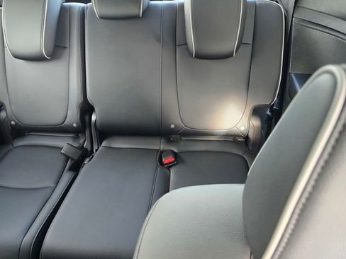 Used 2025 Honda Odyssey Touring image 11