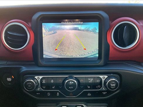 Used 2022 Jeep Wrangler Unlimited Rubicon w/ LED Lighting Group image 14