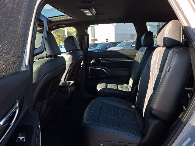 Used 2025 Kia Telluride EX X-Line AWD/4WD image 10