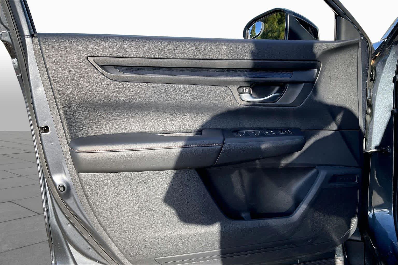 Used 2023 Honda CR-V Sport image 21
