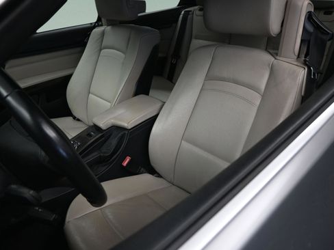 Used 2013 BMW 328i Convertible RWD image 44