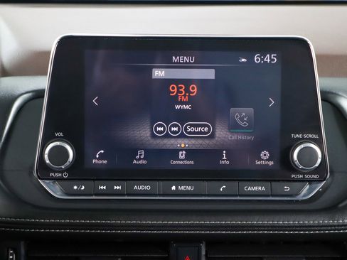 Used 2023 Nissan Rogue SV FWD image 19