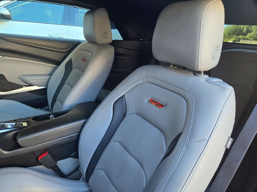 Used 2024 Chevrolet Camaro SS RWD image 17
