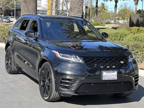 Used 2018 Land Rover Range Rover Velar R-Dynamic SE image 21