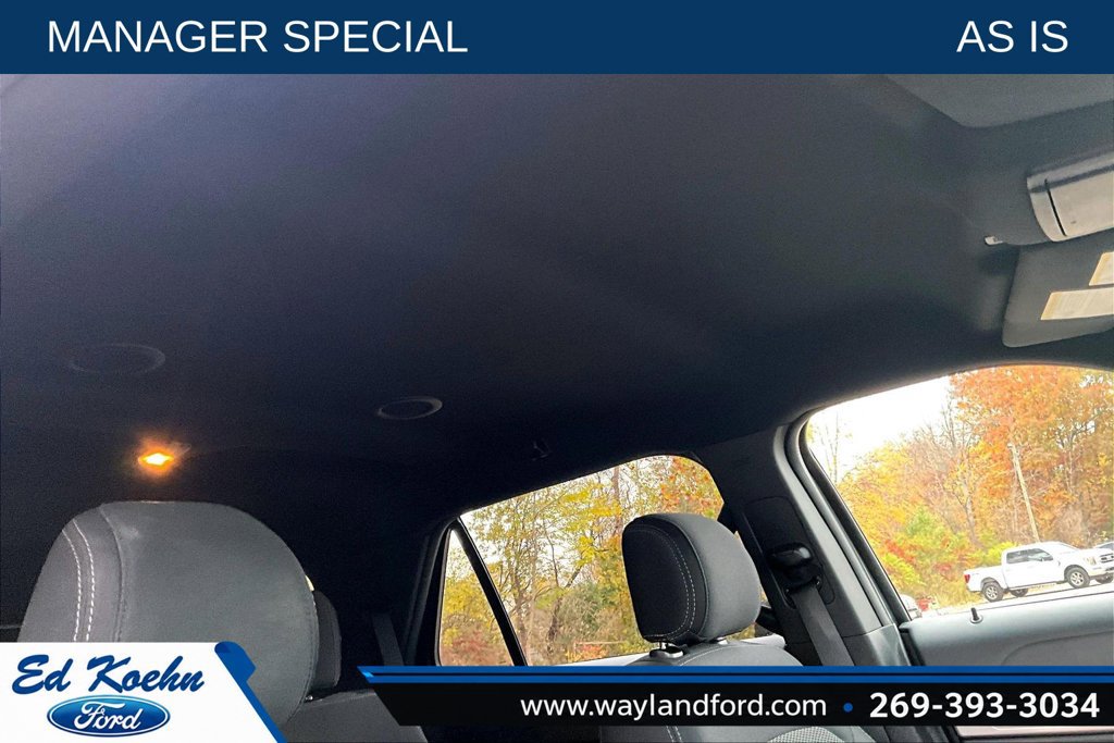 Used 2016 Ford Explorer XLT w/ Equipment Group 201A AWD/4WD image 21