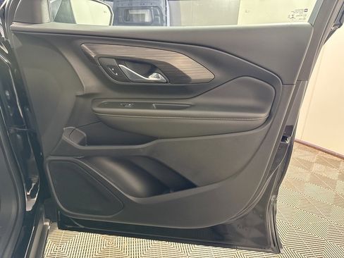 Used 2021 GMC Terrain SLT image 21