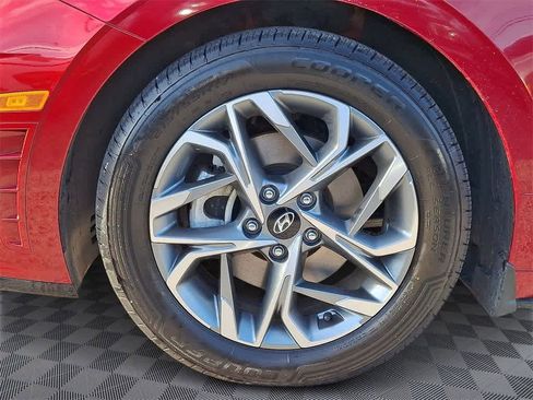 Used 2023 Hyundai Sonata SEL image 8