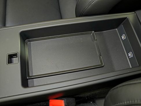 Certified 2024 Porsche 911 Turbo S AWD/4WD image 40