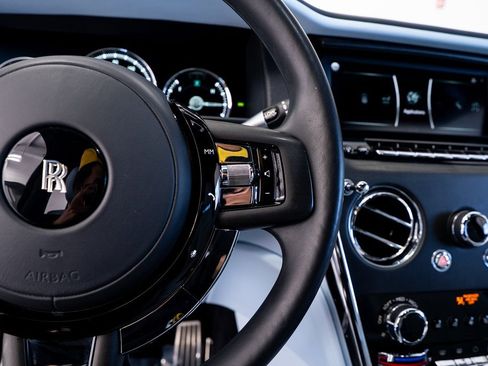 Used 2022 Rolls-Royce Cullinan image 34