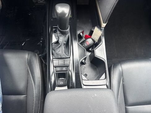Used 2025 Toyota Camry SE FWD image 23