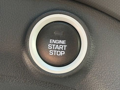 Used 2019 Hyundai Ioniq Limited FWD image 13