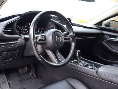 Used 2020 MAZDA MAZDA3 Sedan w/ Select Package image 10