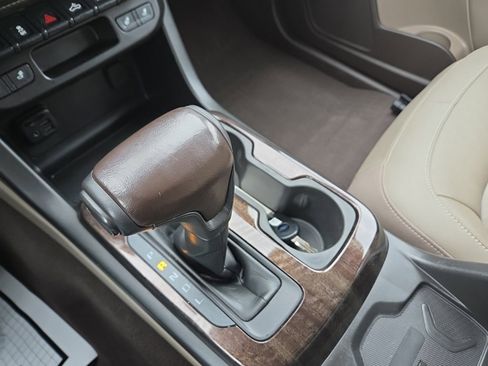 Used 2020 GMC Canyon SLT w/ Driver Alert Package image 35