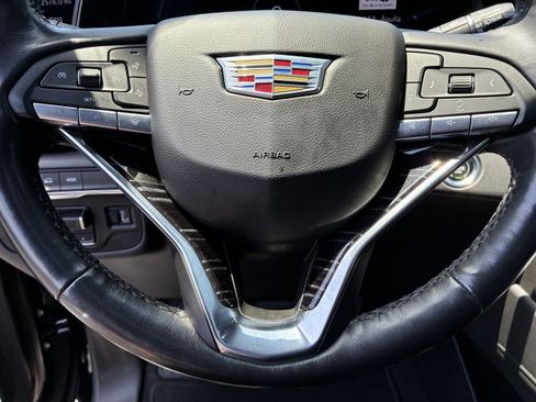 Used 2023 Cadillac Escalade Sport AWD/4WD image 31