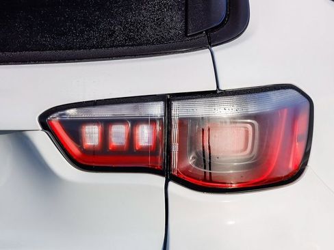 New 2026 Jeep Compass Trailhawk w/ Sun, Sound & Navigation Group image 10