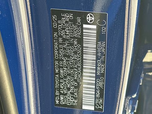 Used 2025 Toyota Prius LE image 30